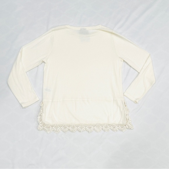 NWT Bobeau Cream Lace Trim Slit Hem Long Sleeve Top - Picture 7 of 7
